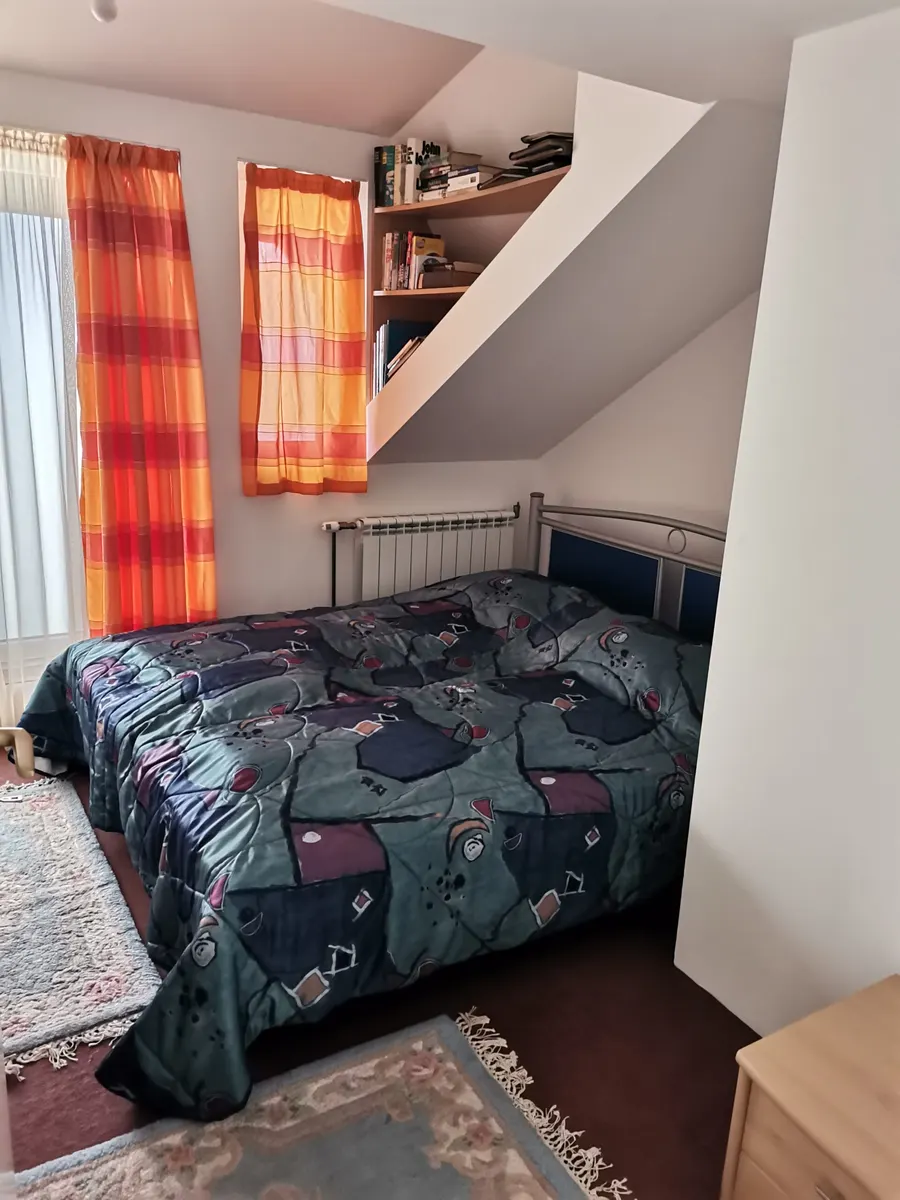 Zweites Schlafzimmer mit Doppelbett
